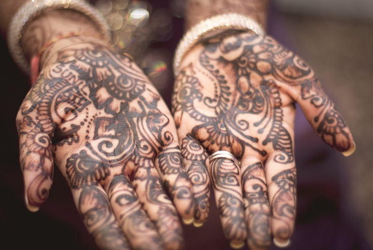 henna tattoos on hands